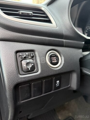 Mitsubishi L200 2022, 192,000 km - 2.4 l - Bakı