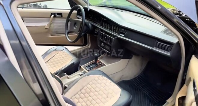 Mercedes 190 1991, 165,856 km - 2.0 л - Bakı