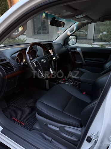 Toyota Land Cruiser Prado 2010, 168,000 km - 2.7 л - Bakı
