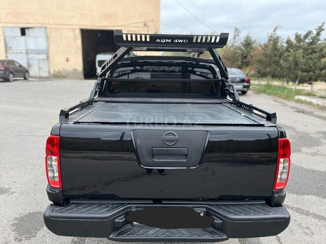 Nissan Navara 2013, 213,000 km - 2.5 l - Bakı