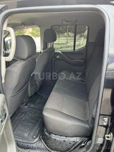 Nissan Navara 2013, 213,000 km - 2.5 l - Bakı