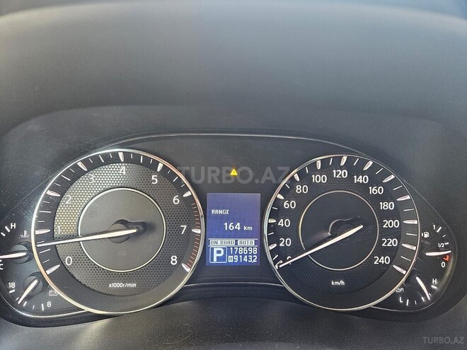 Nissan Patrol 2010, 178,700 km - 5.6 l - Bakı