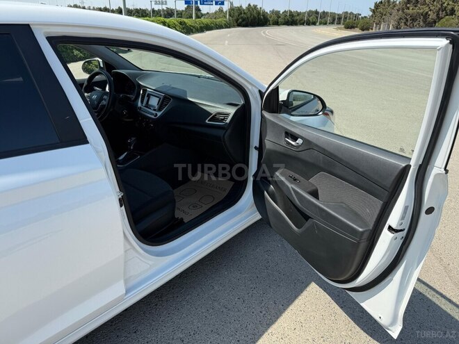 Hyundai Accent 2019, 133,576 km - 1.6 l - Bakı