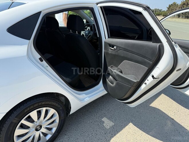 Hyundai Accent 2019, 133,576 km - 1.6 l - Bakı