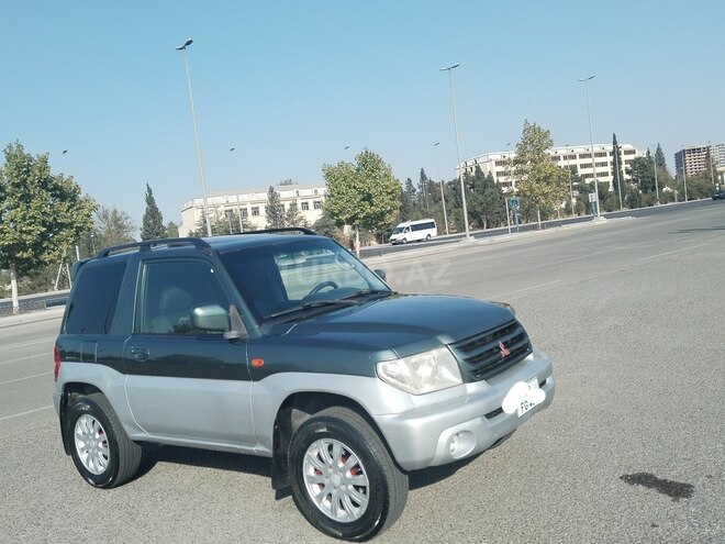 Mitsubishi Pajero io 2002, 333,000 km - 2.0 л - Bakı