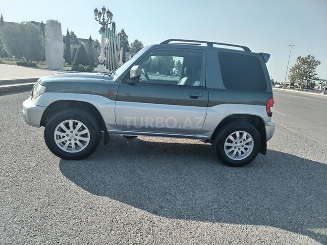 Mitsubishi Pajero io 2002, 333,000 km - 2.0 л - Bakı