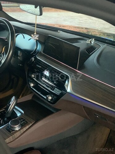 BMW 520 2018, 110,000 km - 2.0 l - Bakı