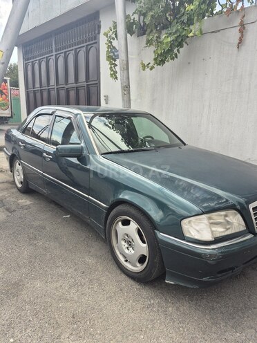 Mercedes C 220 1995, 319,000 km - 2.2 л - Bakı