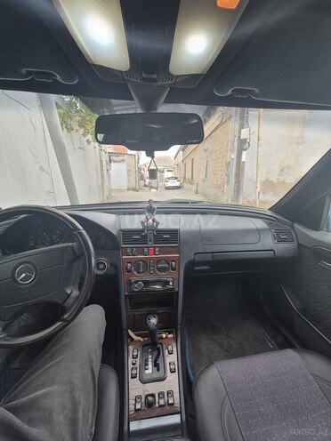 Mercedes C 220 1995, 319,000 km - 2.2 л - Bakı
