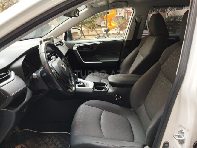 Toyota RAV4 2020, 61,000 km - 2.0 л - Bakı