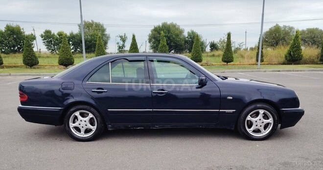 Mercedes E 220 1999, 959,860 km - 2.2 l - Ağcabədi