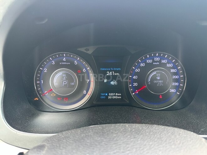 Hyundai i40 2012, 201,093 km - 2.0 l - Sumqayıt