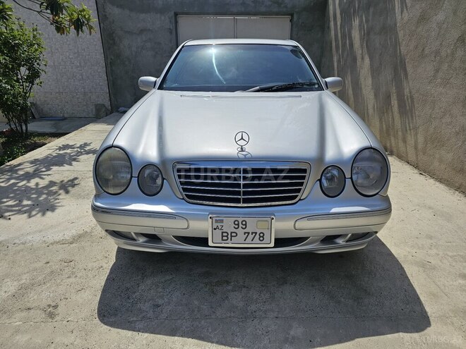 Mercedes E 240 2000, 180,000 km - 2.4 l - Xaçmaz