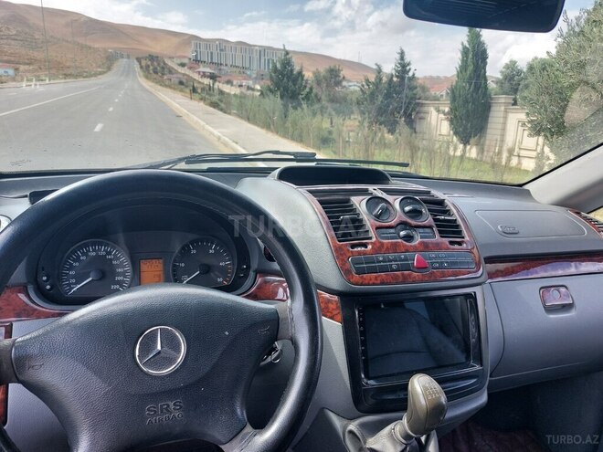 Mercedes Vito 111 2010, 404,000 km - 2.2 l - Bakı