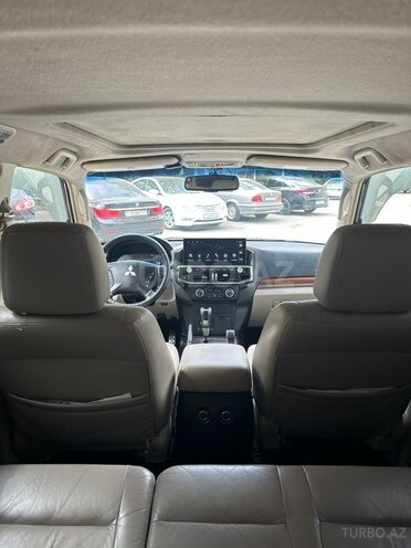 Mitsubishi Pajero 2007, 280,000 km - 3.0 l - Bakı