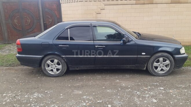 Mercedes C 220 1995, 326,854 km - 2.2 л - Balakən