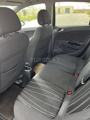Opel Corsa 2010, 220,000 km - 1.3 l - Bakı