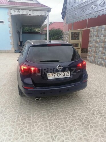 Opel Astra 2011, 151,605 km - 1.4 l - Bakı