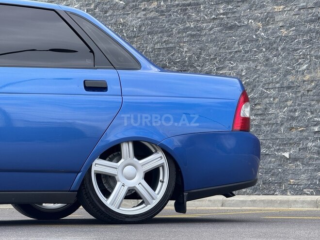LADA (VAZ) Priora-12