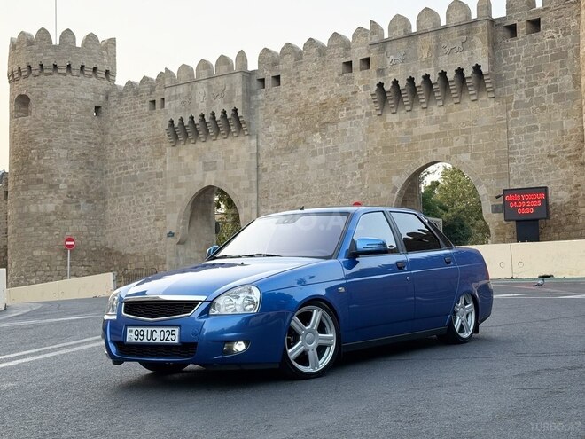 LADA (VAZ) Priora-1