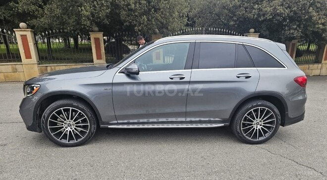 Mercedes GLC 300 2017, 91,000 km - 2.0 l - Bakı