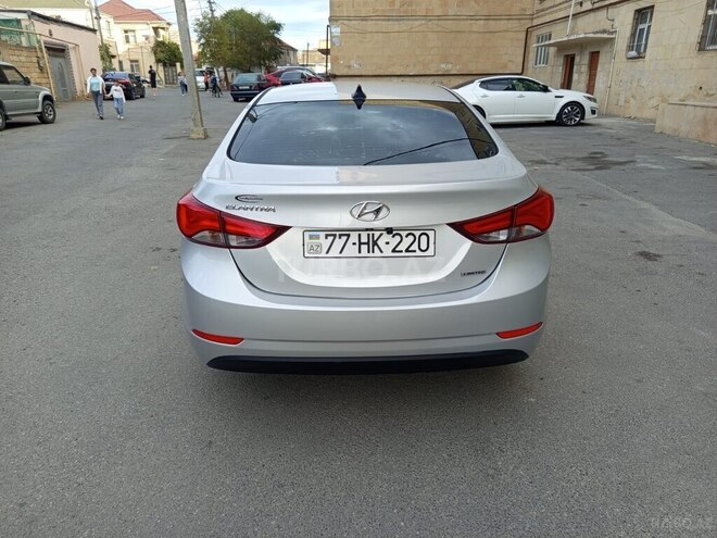 Hyundai Elantra 2015, 219,000 km - 1.8 л - Bakı