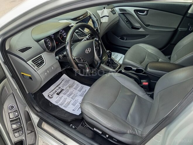 Hyundai Elantra 2015, 219,000 km - 1.8 л - Bakı