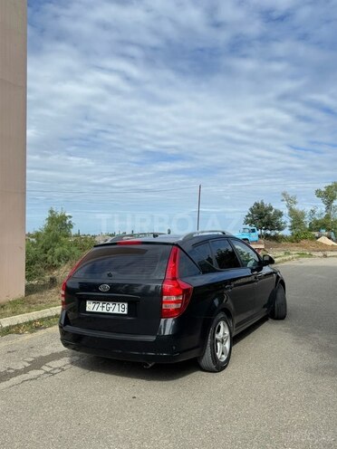 Kia  2008, 322,864 km - 1.4 l - Quba