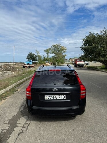 Kia  2008, 322,864 km - 1.4 l - Quba