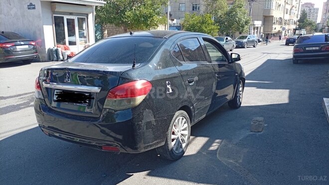 Mitsubishi Attrage 2014, 204,000 km - 1.2 l - Bakı