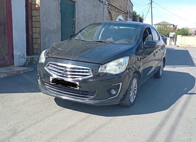 Mitsubishi Attrage 2014, 204,000 km - 1.2 l - Bakı