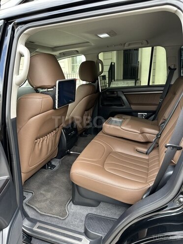 Toyota Land Cruiser 2019, 84,000 km - 4.0 l - Bakı