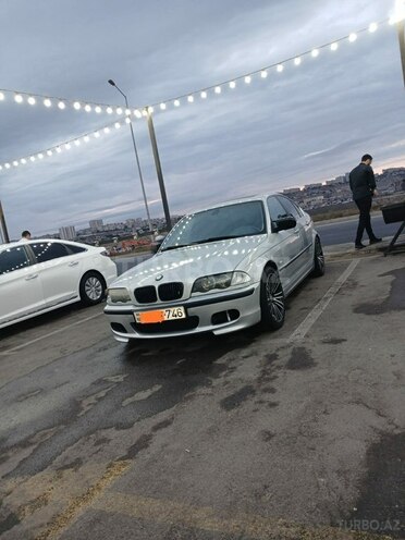 BMW 320 2000, 327,000 km - 2.2 л - Bakı