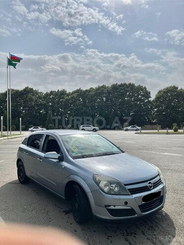 Opel Astra 2004, 250,000 km - 1.4 l - Masallı