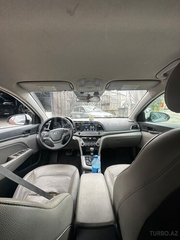 Hyundai Elantra 2016, 173,809 km - 2.0 l - Bakı