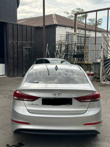 Hyundai Elantra 2016, 173,809 km - 2.0 l - Bakı