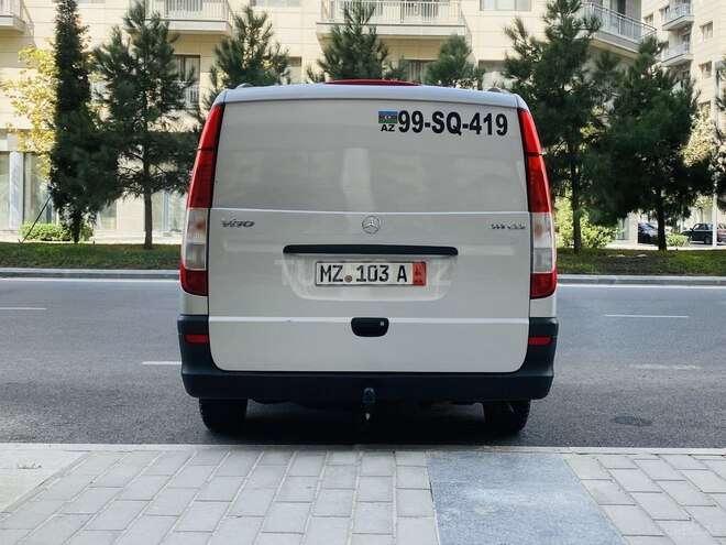 Mercedes  2010, 242,000 km - 2.1 l - Bakı