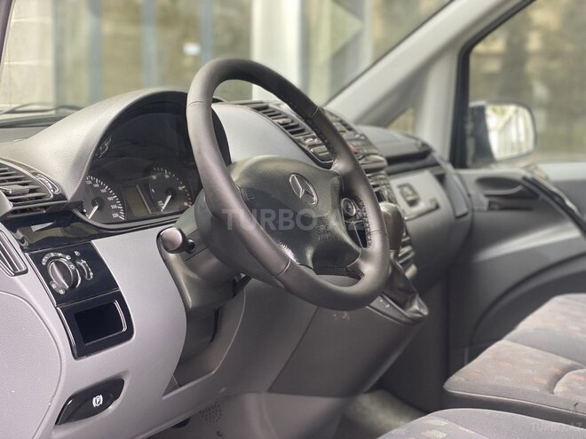 Mercedes  2010, 242,000 km - 2.1 l - Bakı