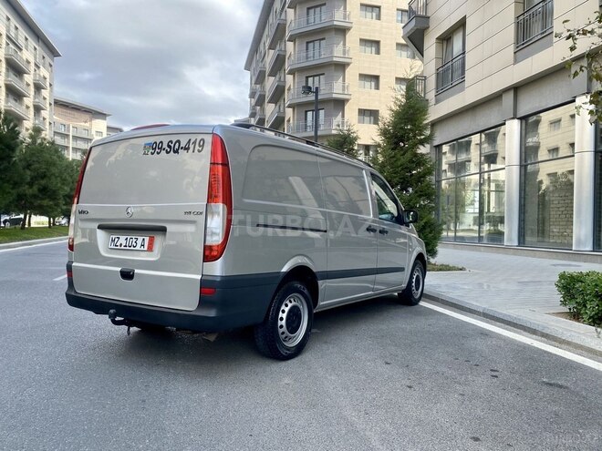 Mercedes  2010, 242,000 km - 2.1 l - Bakı