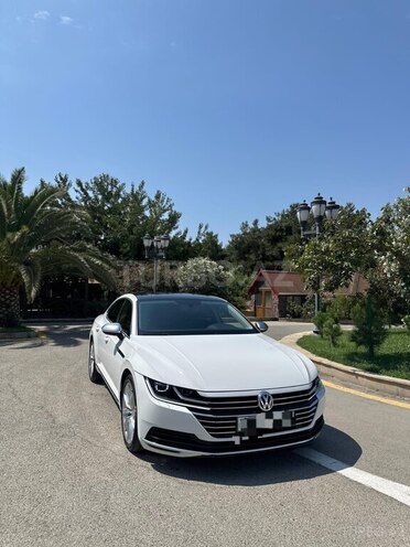 Volkswagen Arteon 2018, 106,000 km - 1.5 l - Bakı