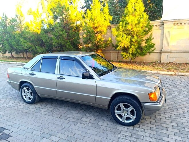 Mercedes 190 1991, 350,000 km - 2.0 л - İmişli