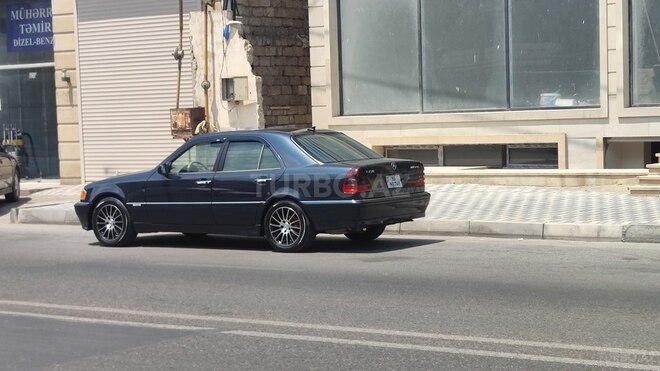 Mercedes C 230 1998, 527,865 km - 2.3 l - Bakı