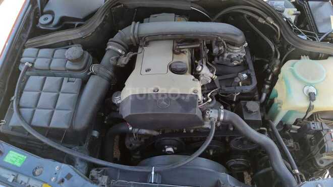 Mercedes C 230 1998, 527,865 km - 2.3 l - Bakı