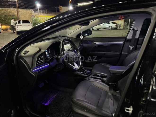 Hyundai Elantra 2019, 88,000 km - 2.0 л - Bakı