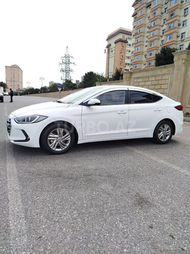 Hyundai Avante 2018, 151,000 km - 1.6 l - Bakı