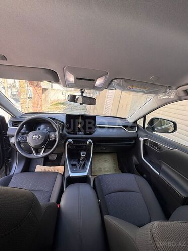 Toyota RAV4 2025, 4,700 km - 2.5 l - Bakı