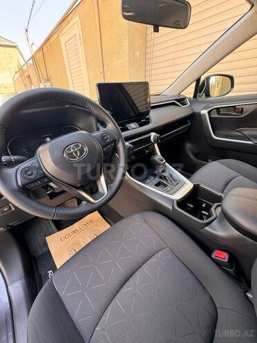 Toyota RAV4 2025, 4,700 km - 2.5 l - Bakı