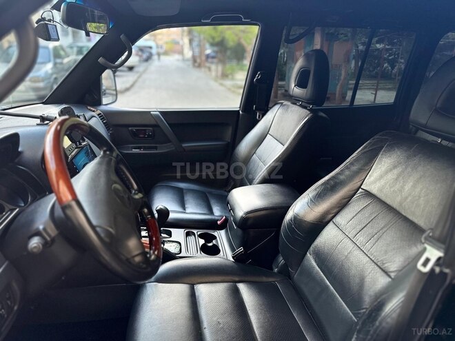 Mitsubishi Pajero 2006, 174,000 km - 3.0 l - Sumqayıt