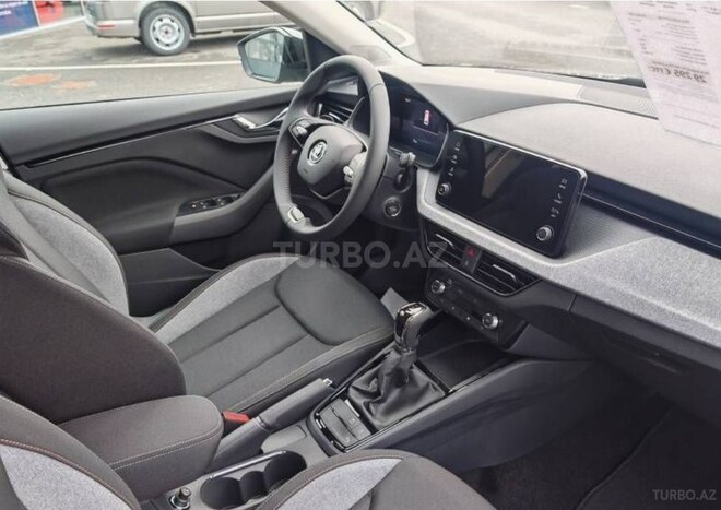 Skoda Kamiq 2024, 27,500 km - 1.0 l - Bakı