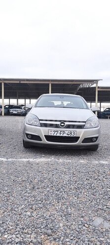 Opel Astra 2005, 293,000 km - 1.4 l - Yevlax